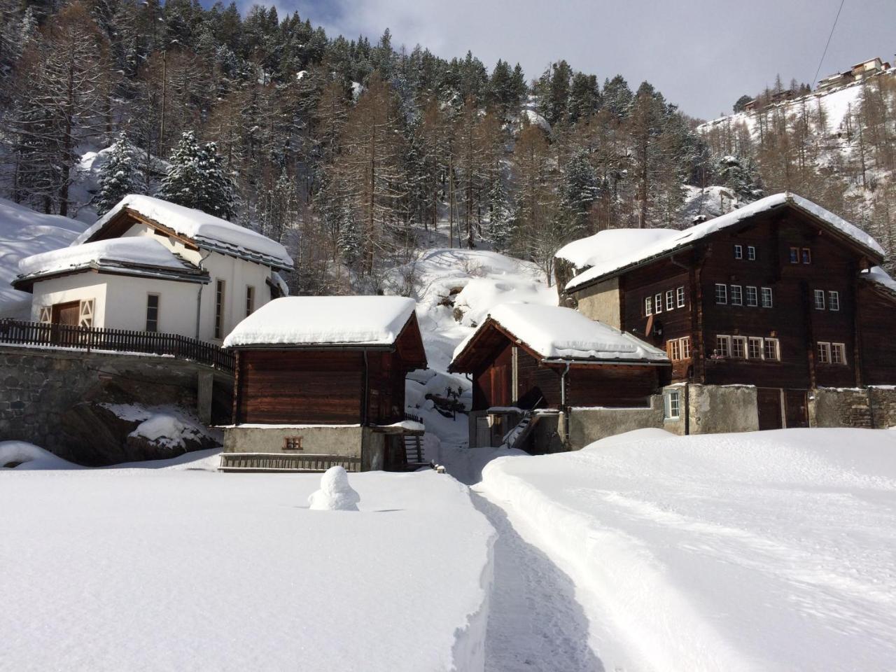 B&B Haus Granit Saas Grund Екстериор снимка